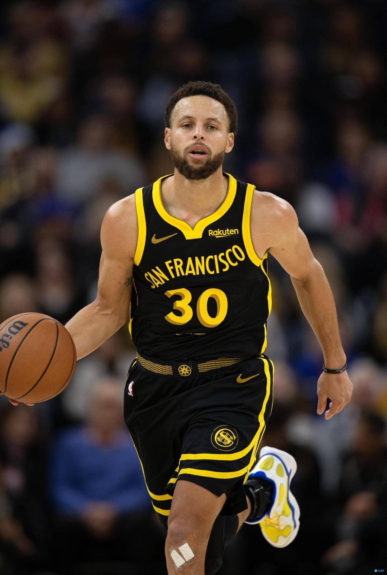 越南记者质疑国安近期比赛强度，拉米罗：各队差距其实并不大（越南记者质疑国安近期对抗强度，拉米罗：各队实力差距不大）