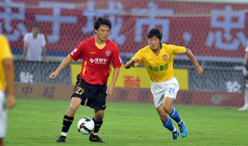 邓亚萍一语捅破国乒人才窘境！老将苦撑，新星乏力，国乒男队真要变天？（邓亚萍直指国乒人才断层：老将苦撑、新星不给力，男队要变天？）