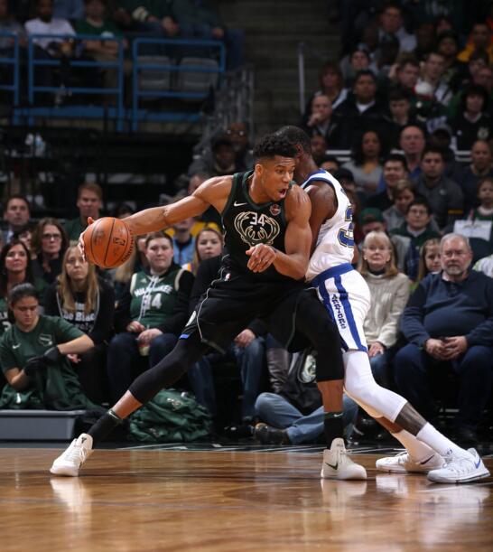 R.I.P.04年总冠军成员埃尔登·坎贝尔去世，享年57岁（2004年总冠军成员埃尔登·坎贝尔与世长辞，终年57岁）