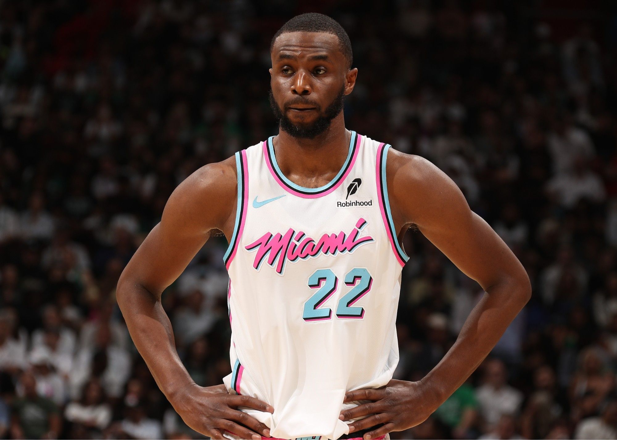 弗罗因德：我们赢得了这1分，绝平体现了球队不服输的精神（弗罗因德：这一分来之不易，绝平诠释球队永不言弃的精神）