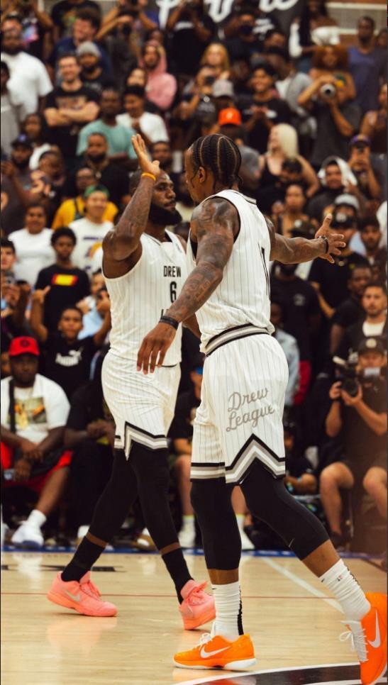 欧冠进球榜更新：梅西连续破门,（欧冠射手榜最新：梅西连场建功）