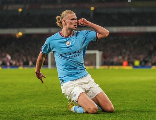 昆明日报：“苏超”最佳射手高驰是昆明理工大学2025级学生（昆明日报：“苏超”金靴高驰系昆明理工大学2025级学生）