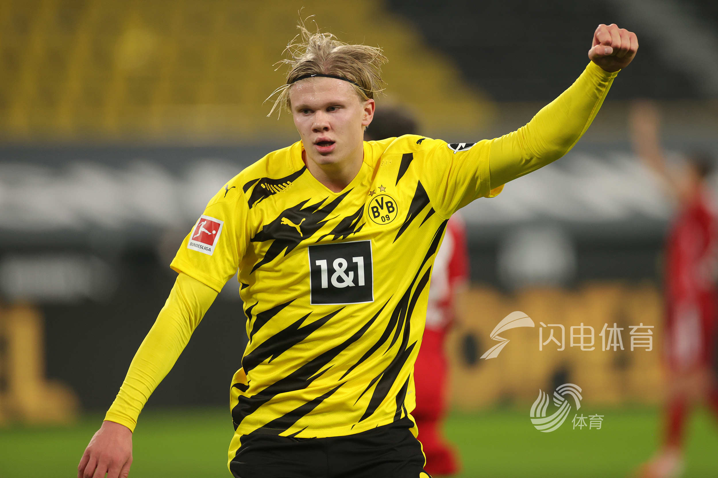 谁来给我解释解释为什么曼联宁愿用霍伊伦去赌下一个霍伊伦（曼联为何拿霍伊伦押注下一个霍伊伦？）