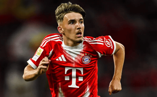 戈登：比赛尾声被勒沃库森扳平，真的让人很难接受（戈登：终场前遭勒沃库森追平，令人难以接受）