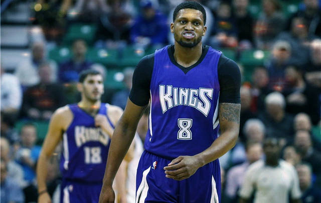 一场比赛看清球队问题（一役揭示球队短板）